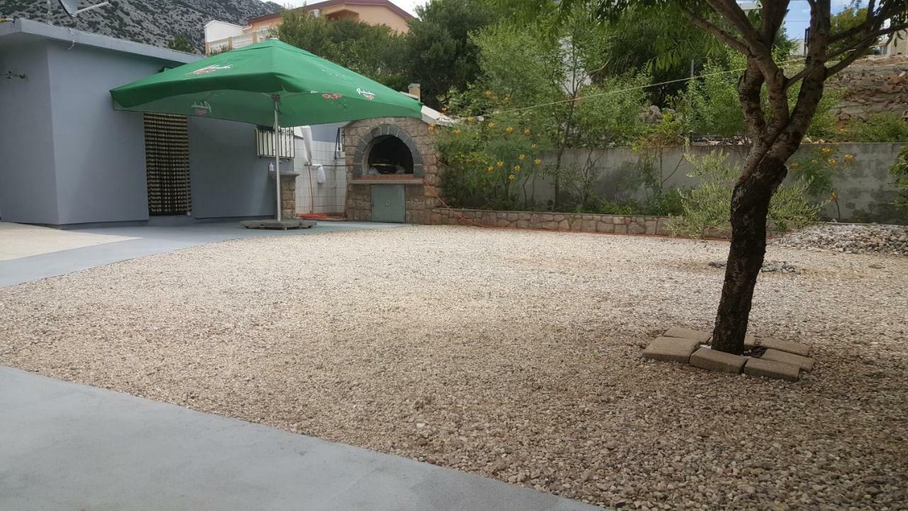 Apartman Zahira Karlobag Εξωτερικό φωτογραφία